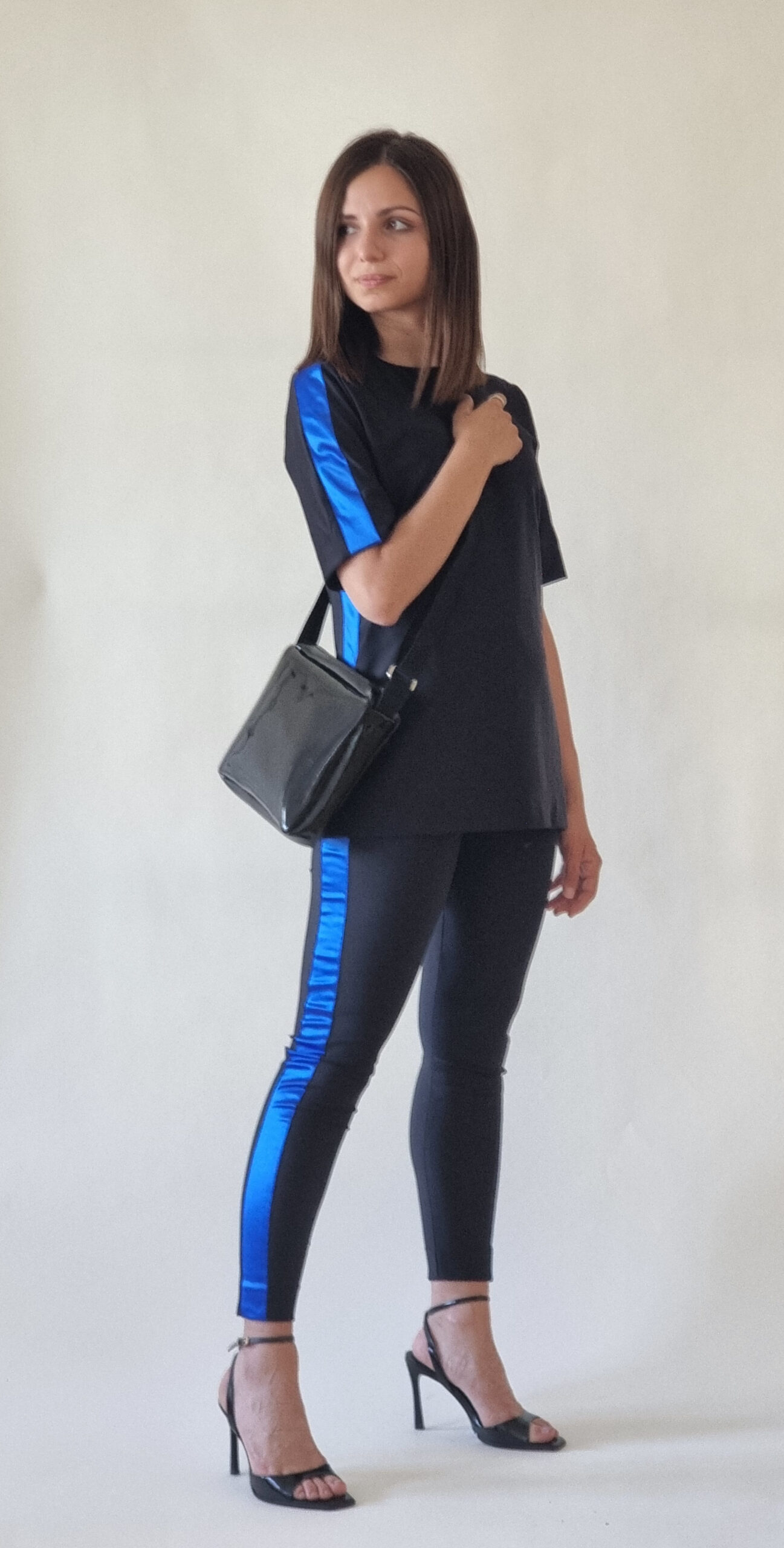Easy Fitting Summer Dress and Leggings